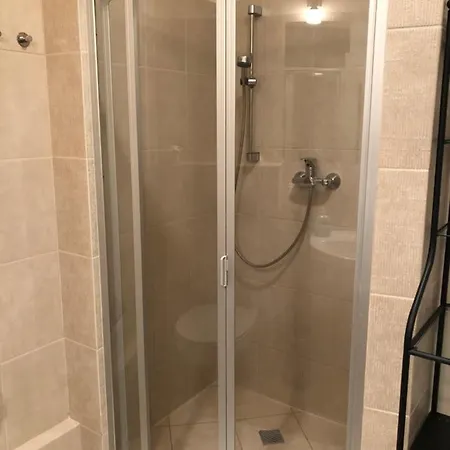 Apartament Holiday *