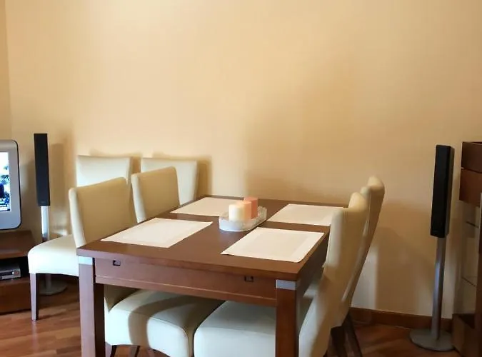 Apartament Holiday *