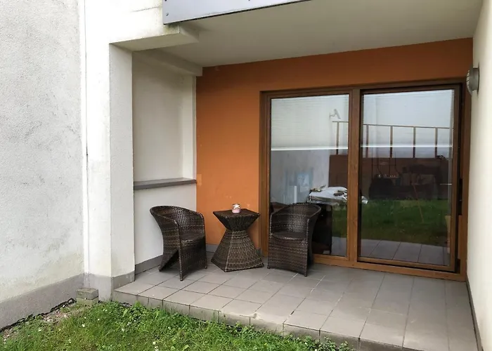 Apartament Holiday *