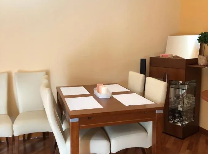 Lägenhet Apartament Holiday *